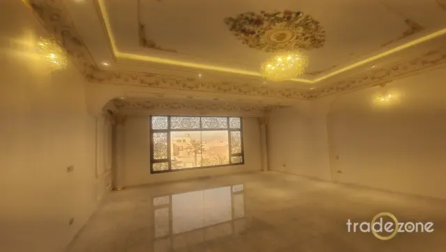 Tradezone gold ceiling majlis